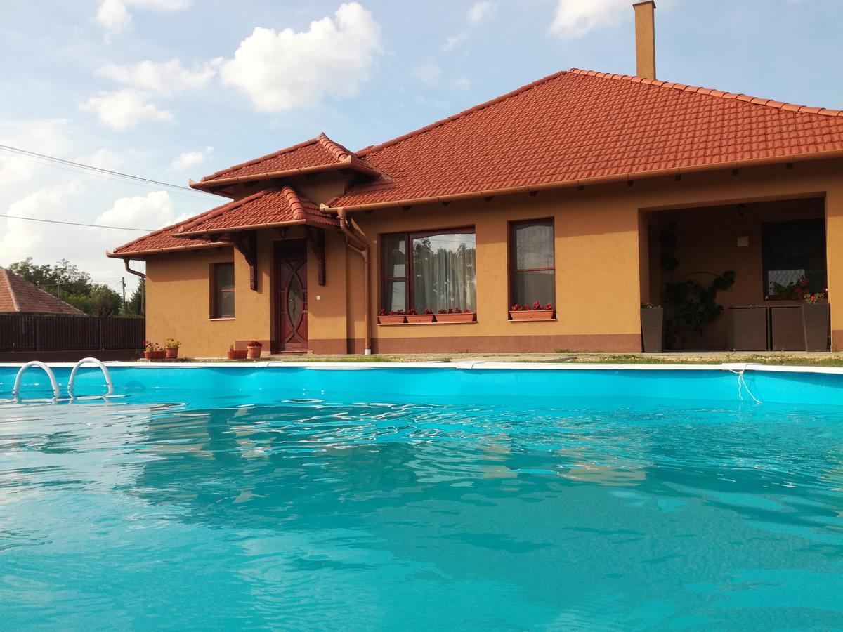 Tordai Vendeghaz Bihartorda Exterior photo